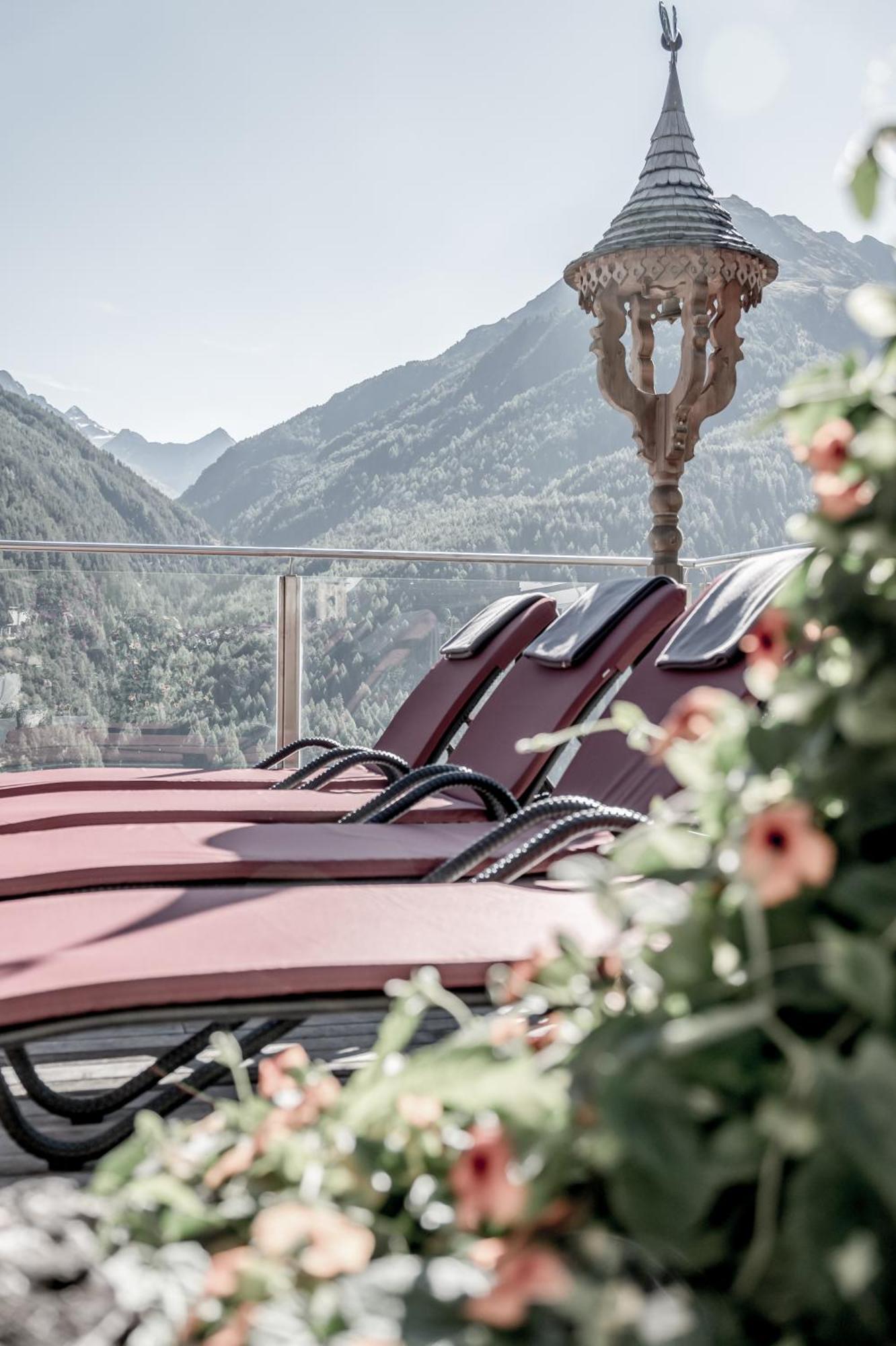 Elisabeth Superior Hotel 3*